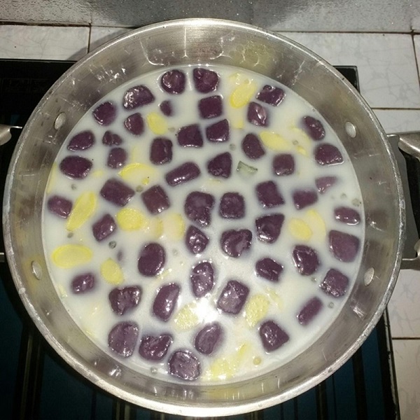 Hướng dẫn cách nấu Chè Khoai dẻo bột báng nước cốt dừa 20