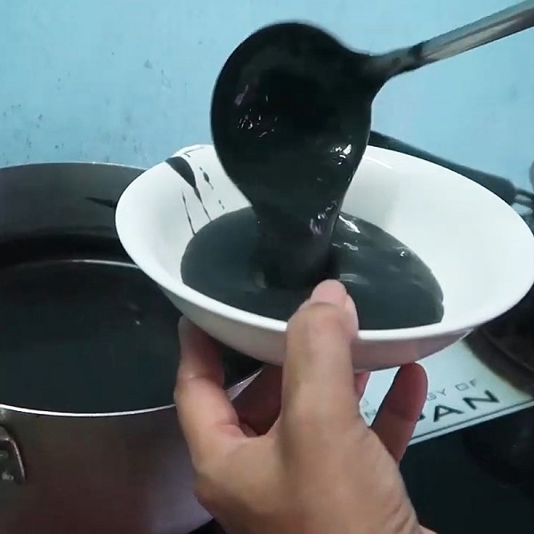 Hướng dẫn cách nấu chè mè đen nước cốt dừa 12