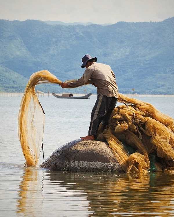 Đầm Lập An Huế thì đẹp đấy nhưng đầm Cầu Hai cũng nên thơ chẳng kém