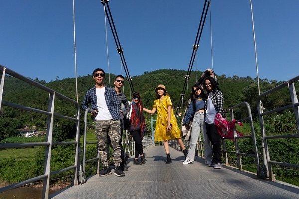 'Không thể rời mắt' trước bộ ảnh du lịch Bình Liêu mùa cỏ lau của nhóm bạn trẻ Hà Thành 6